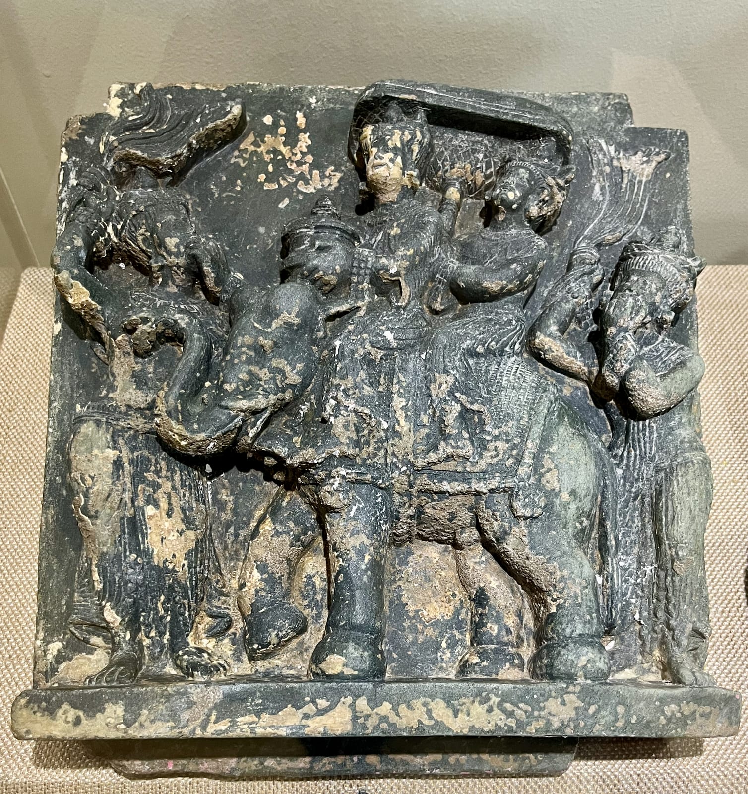 Transportation of Buddhas relics